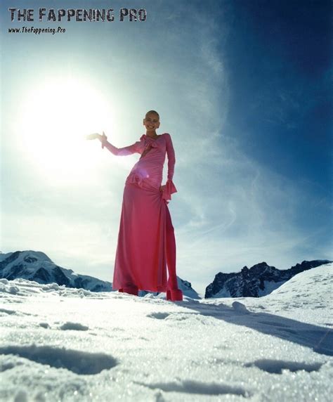 Iris Law Hot For Sisley And Cold For WSJ 17 Photos The Fappening