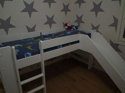 Finnish Deco: Unipuu-pikkuparvi lapsesi unelmasänky