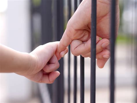 Children with parents in prison gain new rights - TFN