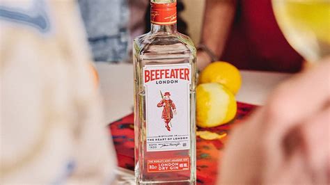 How to Drink Gin Neat - Beefeater Gin