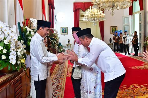 Panglima TNI Hadiri Halal Bi Halal Di Istana Negara