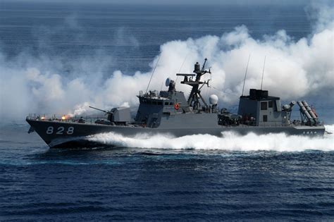 navy, Missile, Boat, Ship, Military, Warship, Weapon Wallpapers HD ...