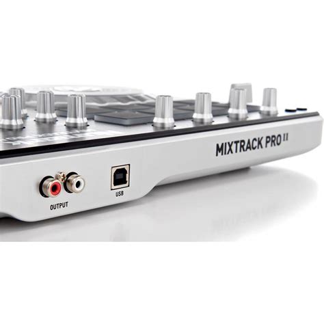 Numark Mixtrack Pro Ii White Contrôleur Dj Usb