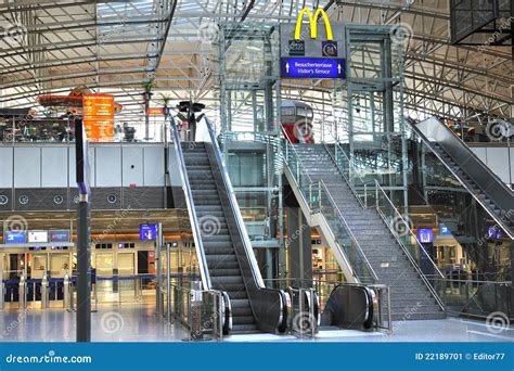 Frankfurt Airport Terminal 1 Editorial Image | CartoonDealer.com #22189548