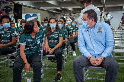 Deportivo Cali Femenino Recibe Emotivo Homenaje Por Su T Tulo De La Liga