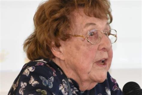 Plus jeune résistante de Normandie Annette Lajon s est éteinte à 91 ans