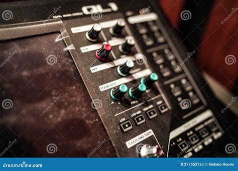 Analog Mixer (acoustic Mixer) Stock Image - Image of streaming, mixer ...