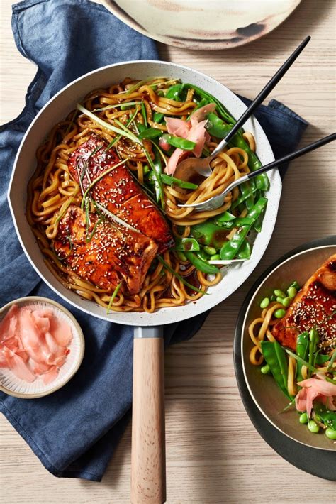 Teriyaki Zalm Met Udonnoedels Delicious Magazine