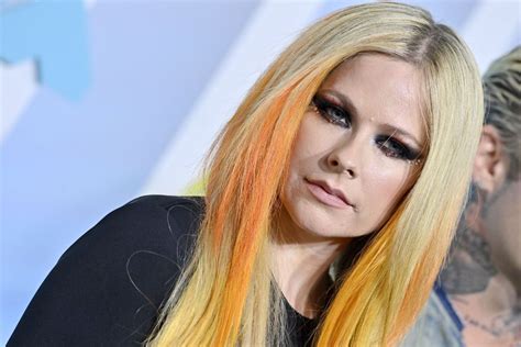 Avril Lavigne Makeup Step By Step Saubhaya Makeup