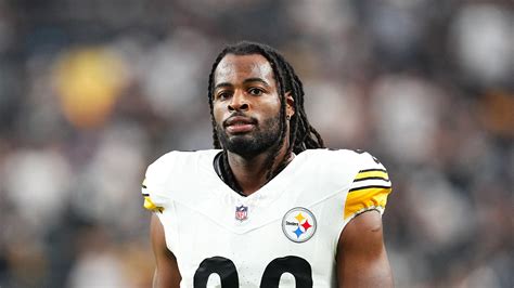 Pittsburgh Steelers Star Najee Harris Goes On Nsfw Locker Room Rant