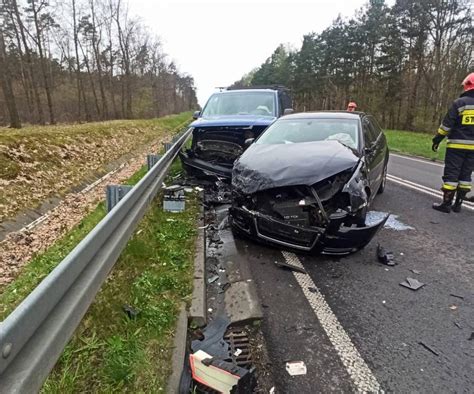 Wypadek W Rybniku Zderzy Y Si Cztery Samochody S Ranni L Skie