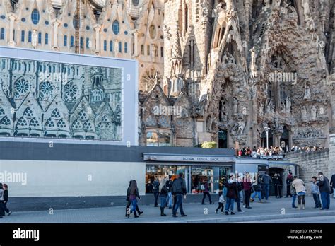 Basilica Sagrada Familia Hi Res Stock Photography And Images Alamy