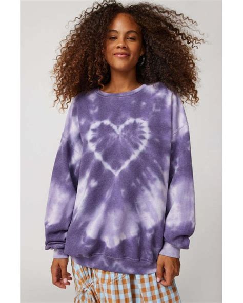 Urban Renewal Remade Heart Tie Dye Crew Neck Sweatshirt In Purple At