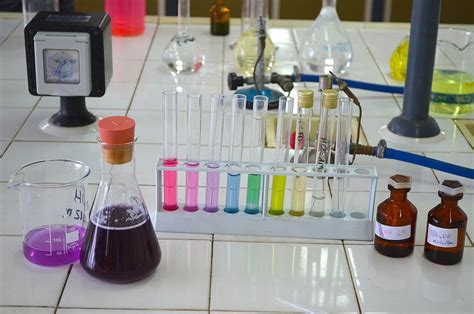 DIY pH Indicators: Turn Your Kitchen Into a Chemistry Lab!