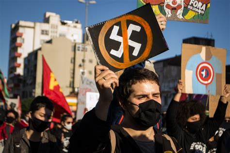 Antifascista O Que É - Os chamados arquivos antifascistas no Brasil expõem informações ...