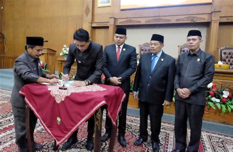 Rapat Paripurna Dalam Rangka Penetapan Program Pembentukan Peraturan