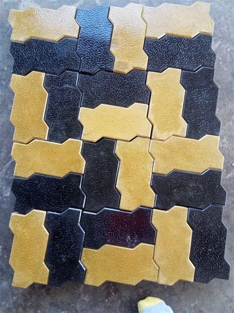 Yellow And Black Stamp Concrete For Flooring Thickness 70 Mm At Rs