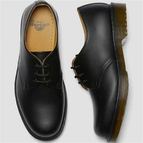 BNIB Dr Martens 1461 PW Plain Welt Black Smooth Original 43 Fesyen