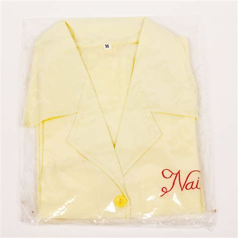 Nail Uniform Yellow M - US Maxim Nail Supply