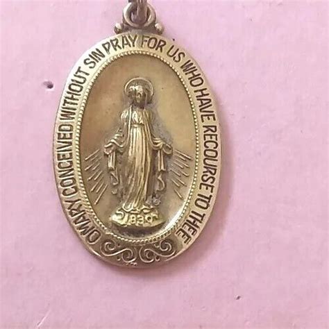 Vintage 14k Solid Miraculous Medal Blessed Mother 5 5 Gem