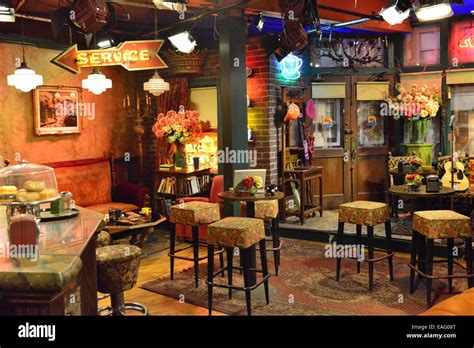 Central Perk Hi Res Stock Photography And Images Alamy