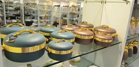 New Design Luxury Brown Insulated Casserole Hot Food Warmer Kitchen Lunch Box Hotpot In Pakistan