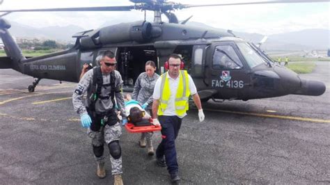 Un UH 60 Black Hawk del Comando Aéreo de Combate No 5 salva la vida de