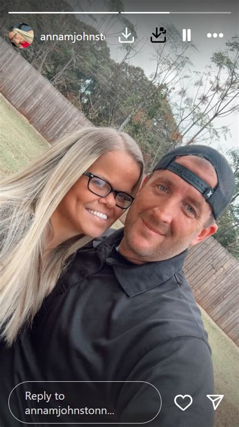 johnstons anna reveals rumored married boyfriend