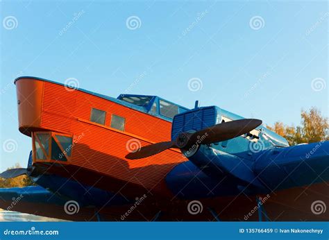 Antique Aircraft in the Museum of Aviation Editorial Stock Image - Image of airplane, antique ...