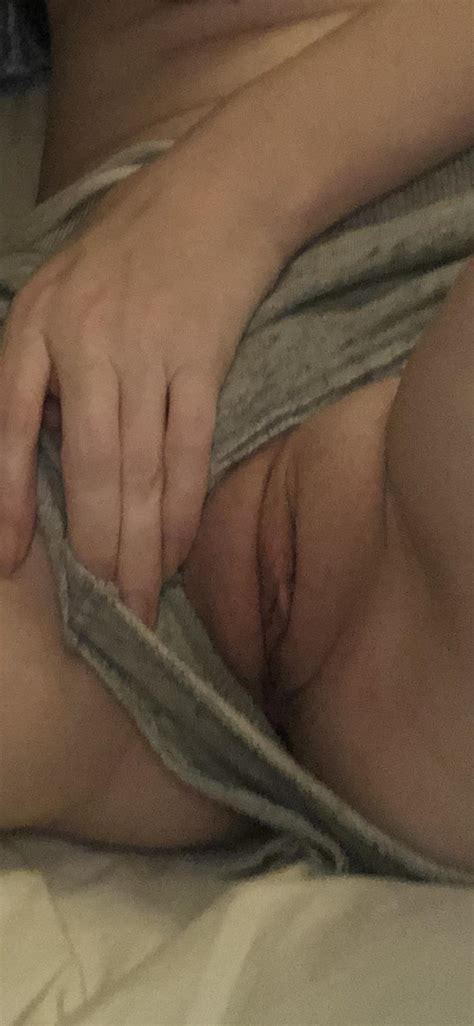 Little shy but hereâs my pussy Porn Pic