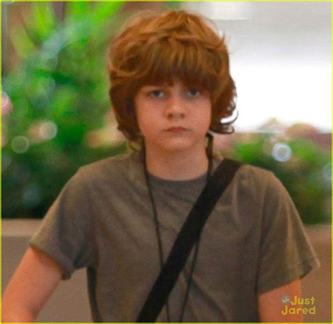 Nick Robinson & Ty Simpkins Head to 'Jurassic World' Set in Hawaii ...