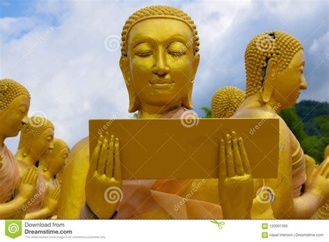 Buddha Statue, History of Magha Puja Day at Makha Bucha Buddhist ...