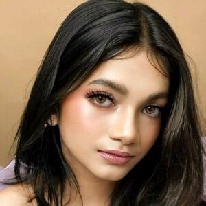 Safira Ratu Sofya - Age, Family, Bio | Famous Birthdays