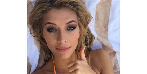 Camille Cerf Sexy En Bikini Sur Instagram Purebreak