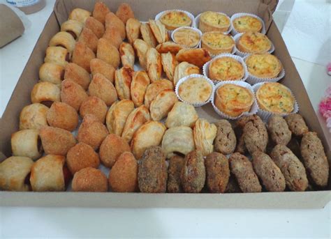 Salgados A Pronta Entrega - A fantástica fábrica de doces e salgados: Salgados para festa
