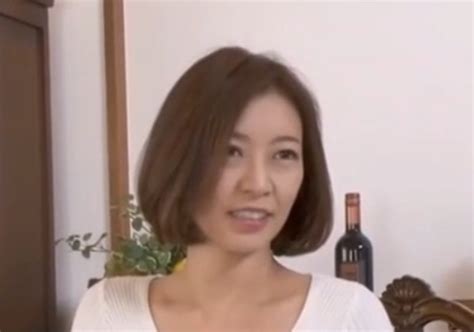 神人 0P 请问这位女优 AV女优板 WEB批踢踢目的 女优名 编号