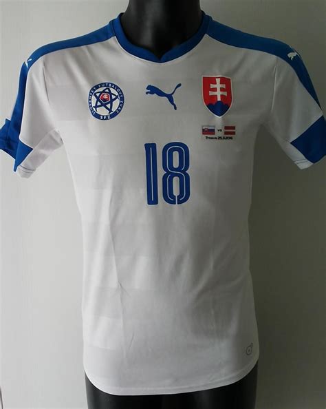 Slovakia Home football shirt 2016 - 2017.