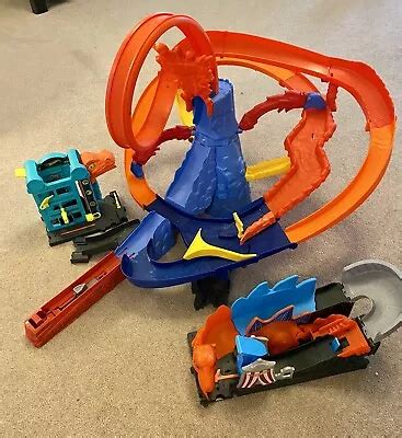 Hot Wheels Volcano Escape TOYOPIA Toy Shop