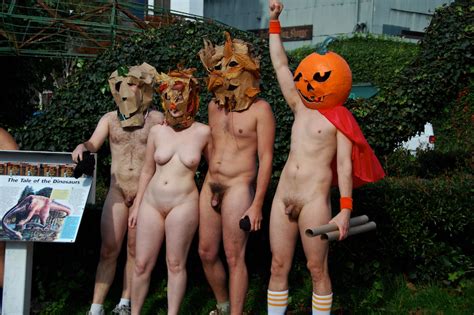 Su Casa Naturist Second Life A Naked Halloween