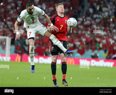 Le Marocain Hakim Ziyech Et Kevin De Bruyne De Belgique Ont