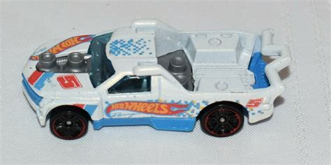 Hot Wheels Fig Rig White Made In Malaysia Ebay Hot Wheels Toy Car Hot