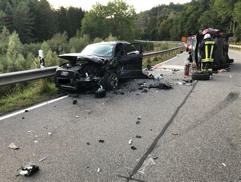 Schwerer Unfall Auf Bundesstra E Bei Winnweiler F Nf Verletzte