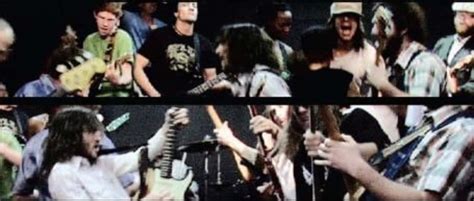 Red Hot Chili Peppers Tell Me Baby The Skinny