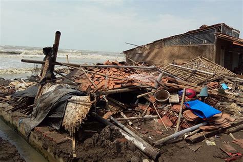 Banjir Rob Berpotensi Terjadi Di Pesisir Utara Jawa Pada 18 25 November