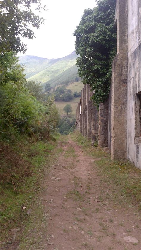 AVENTURA ARAGÓN Conexión Cantabria Senderismo Ruta de las riberas del