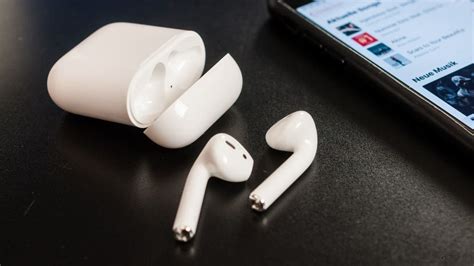 AirPods Pro 2 — загадочная новинка от Apple