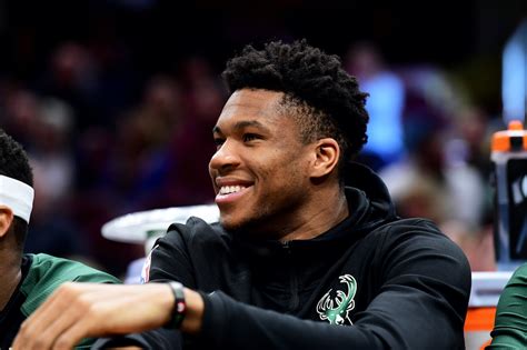 Giannis Antetokounmpo Has A 70 Million Net Worth But He Still Enjoys A Relaxing Late Night