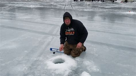 Huge Northern Pike Ice Fishing Youtube