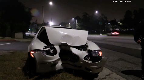 Driver Crashes Maserati In Los Feliz Flees Scene Abc7 Los Angeles