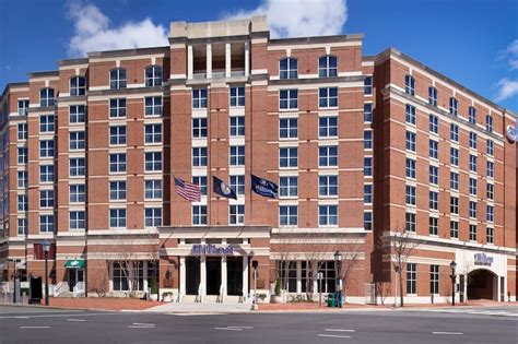 Hilton Hotels in Arlington, VA - Find Hotels - Hilton